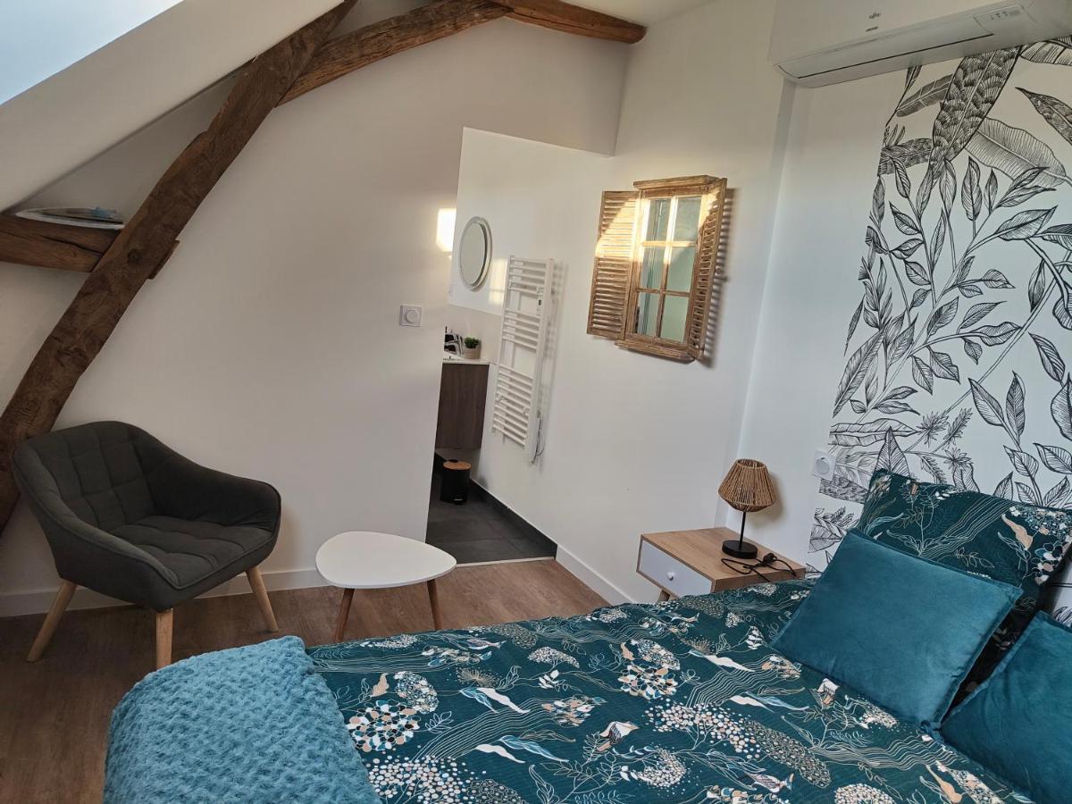 Gite Les Piraudieres Noyant-de-Touraine Exterior foto