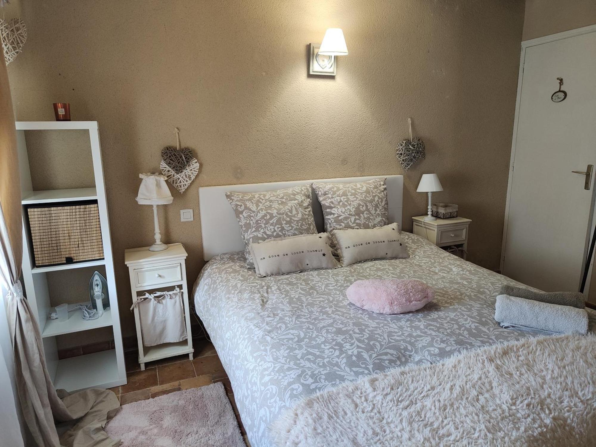 Gite Les Piraudieres Noyant-de-Touraine Habitación foto