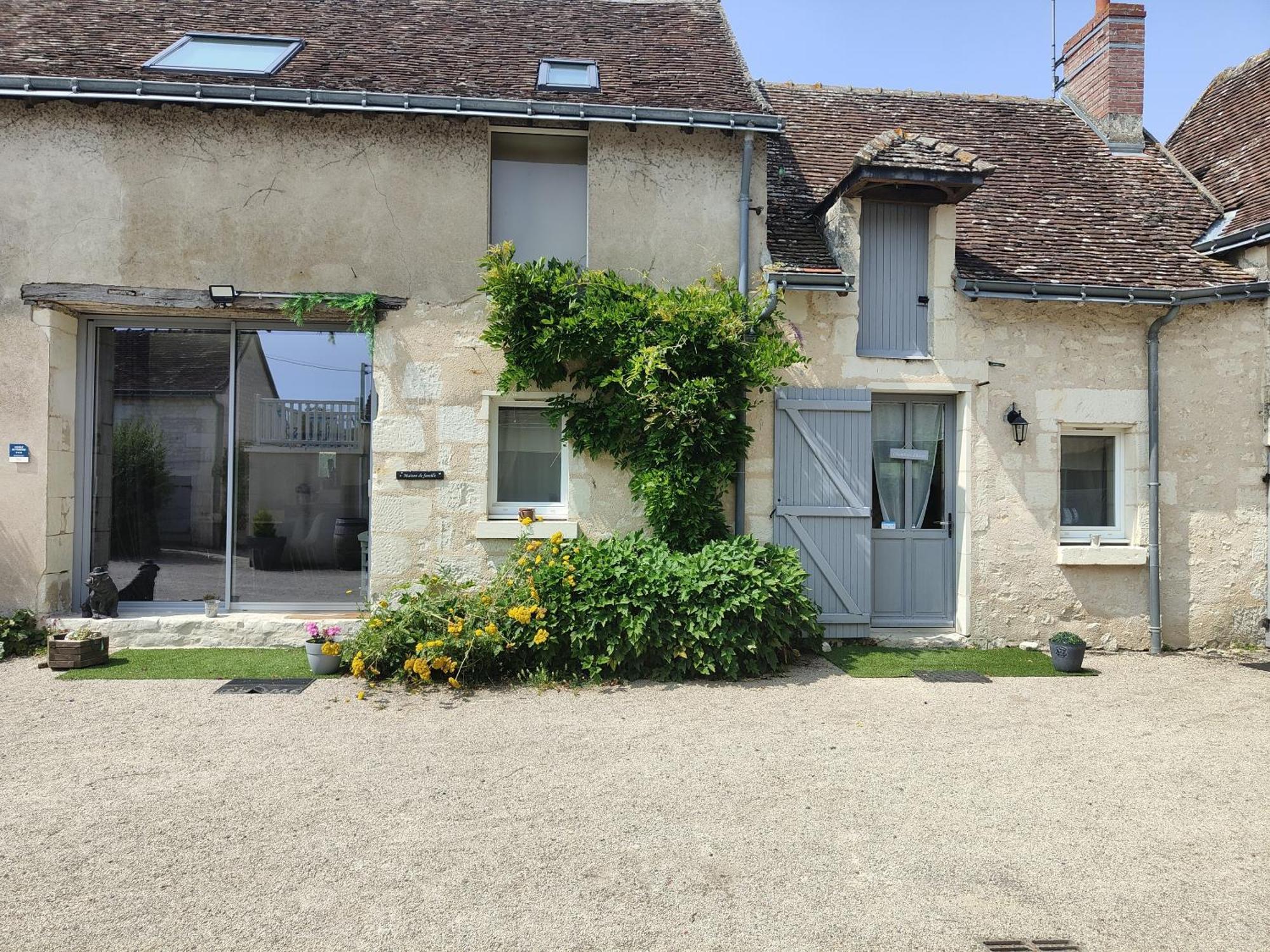 Gite Les Piraudieres Noyant-de-Touraine Habitación foto